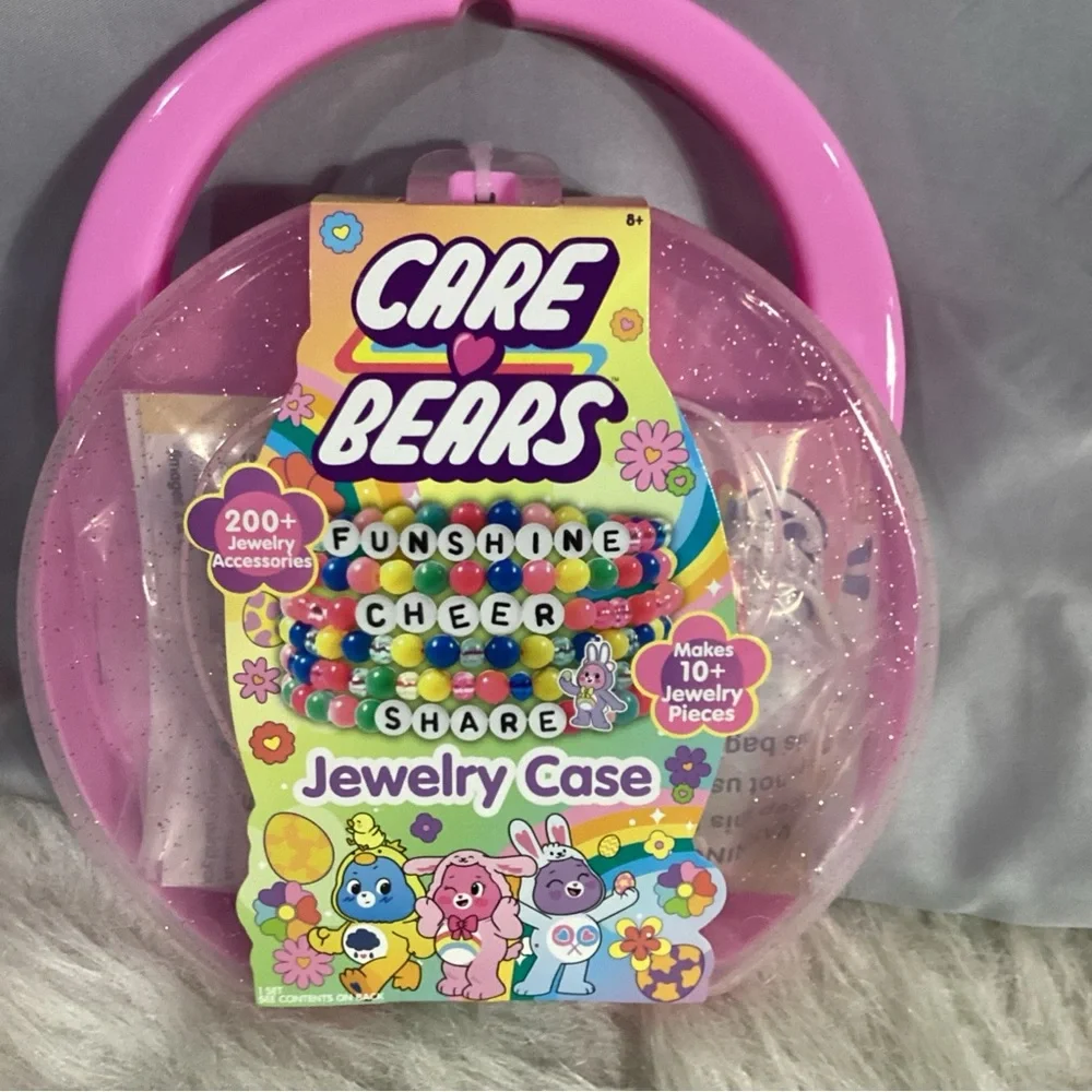 Care Bears Jewelry Case Incudes 200+ Pieces Set DYI  NIP